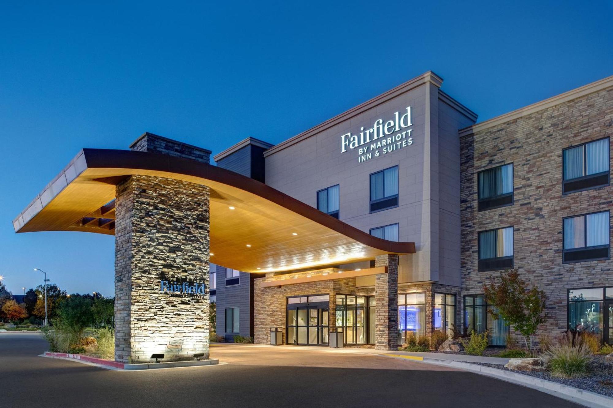 Fairfield Inn & Suites By Marriott Colorado Springs East Exterior photo